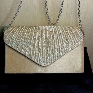 Event Clutch 💛⚜️